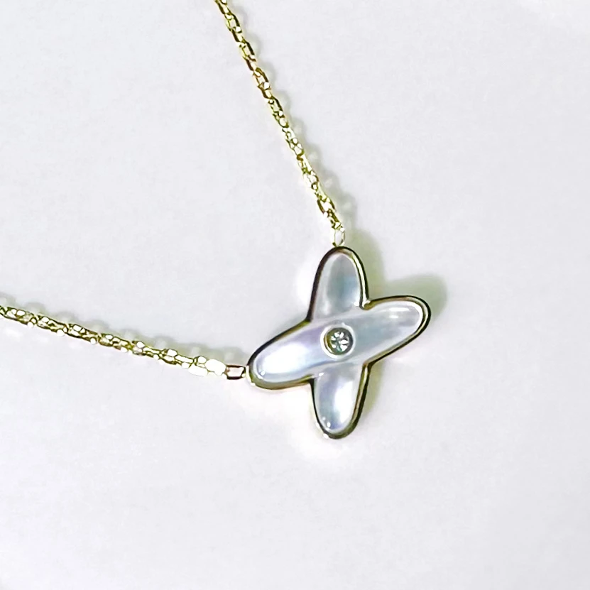 钛钢项链 套链 SUMIMI丨交叉贝母『幸运絮语』轻奢精致感高级锁骨链