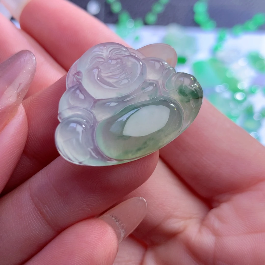 翡翠未镶嵌颈饰缅甸