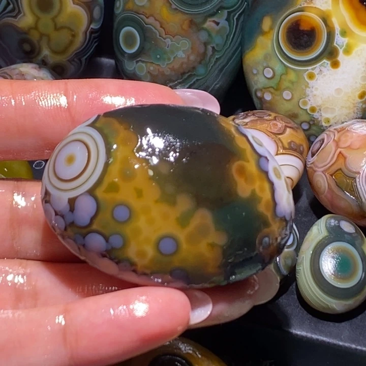 玛瑙/玉髓未镶嵌珠宝奇石4