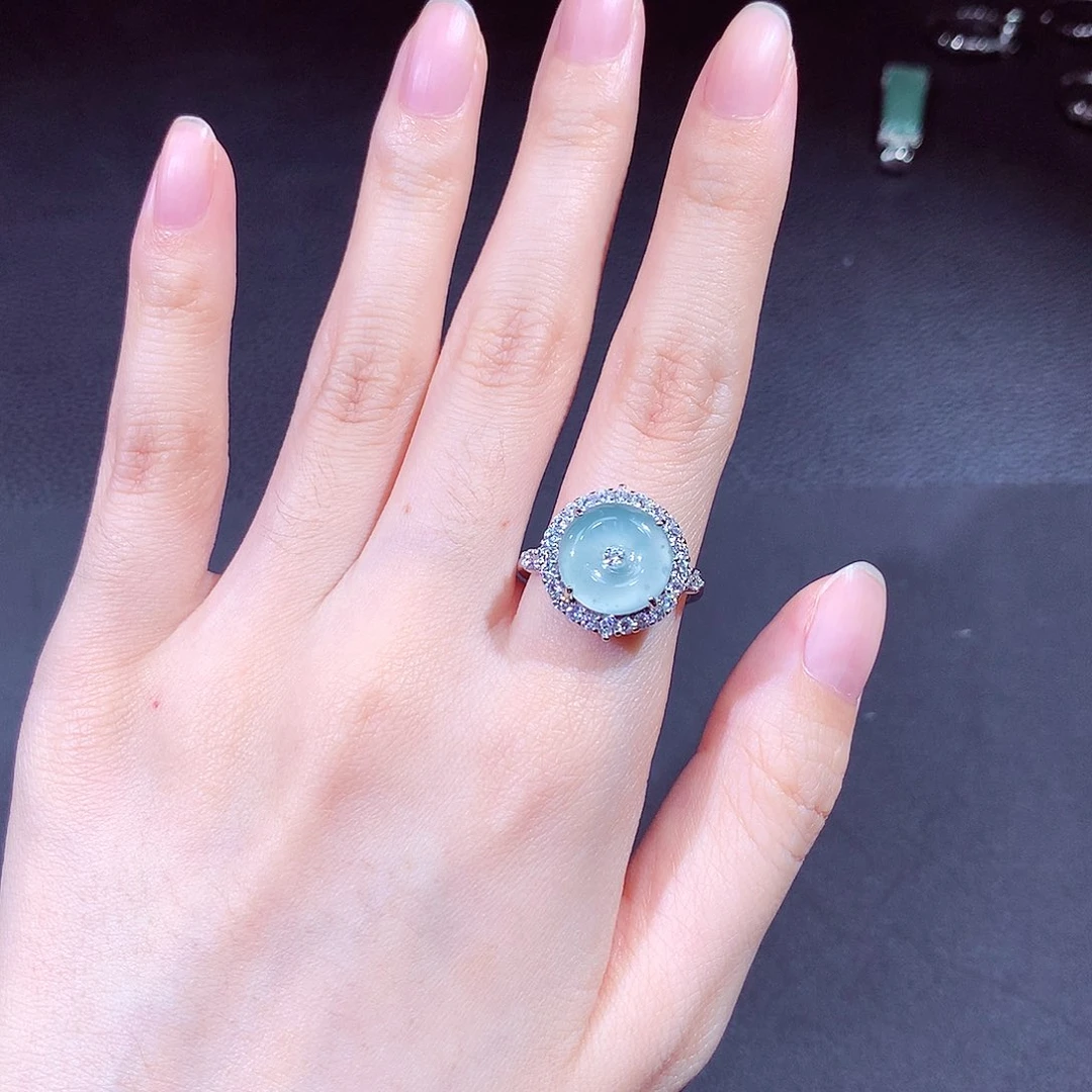 翡翠戒指未镶嵌翡翠