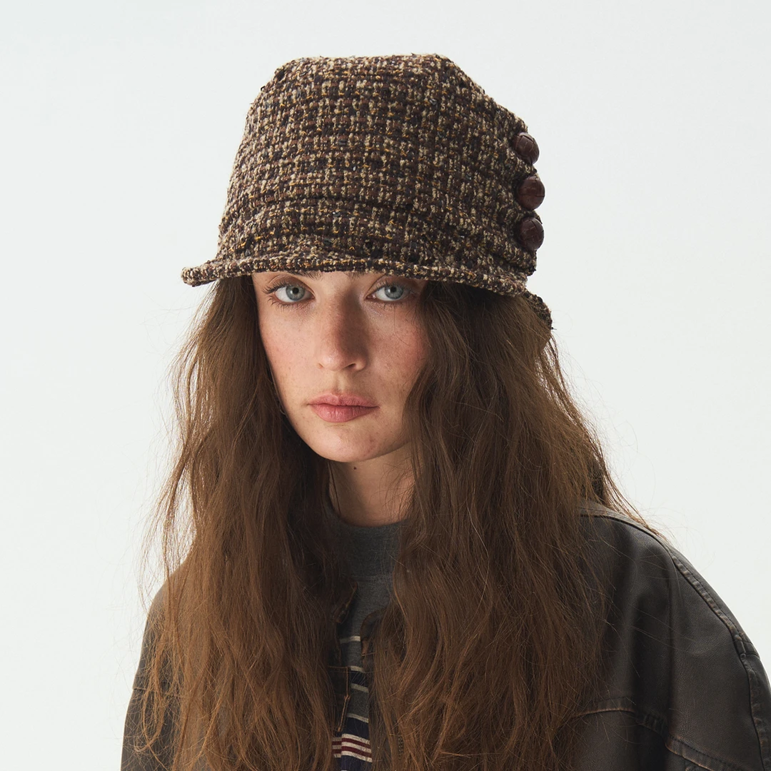 JOJOKUR进口羊毛面料暖褐杂花色纽扣帽秋冬季显脸小渔夫帽