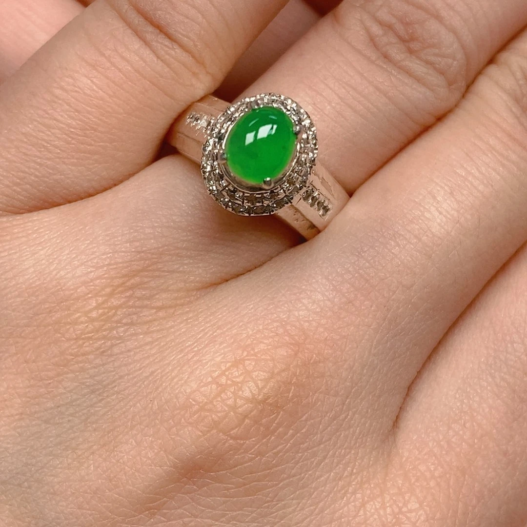 翡翠戒指未镶嵌榴*龍翡翠