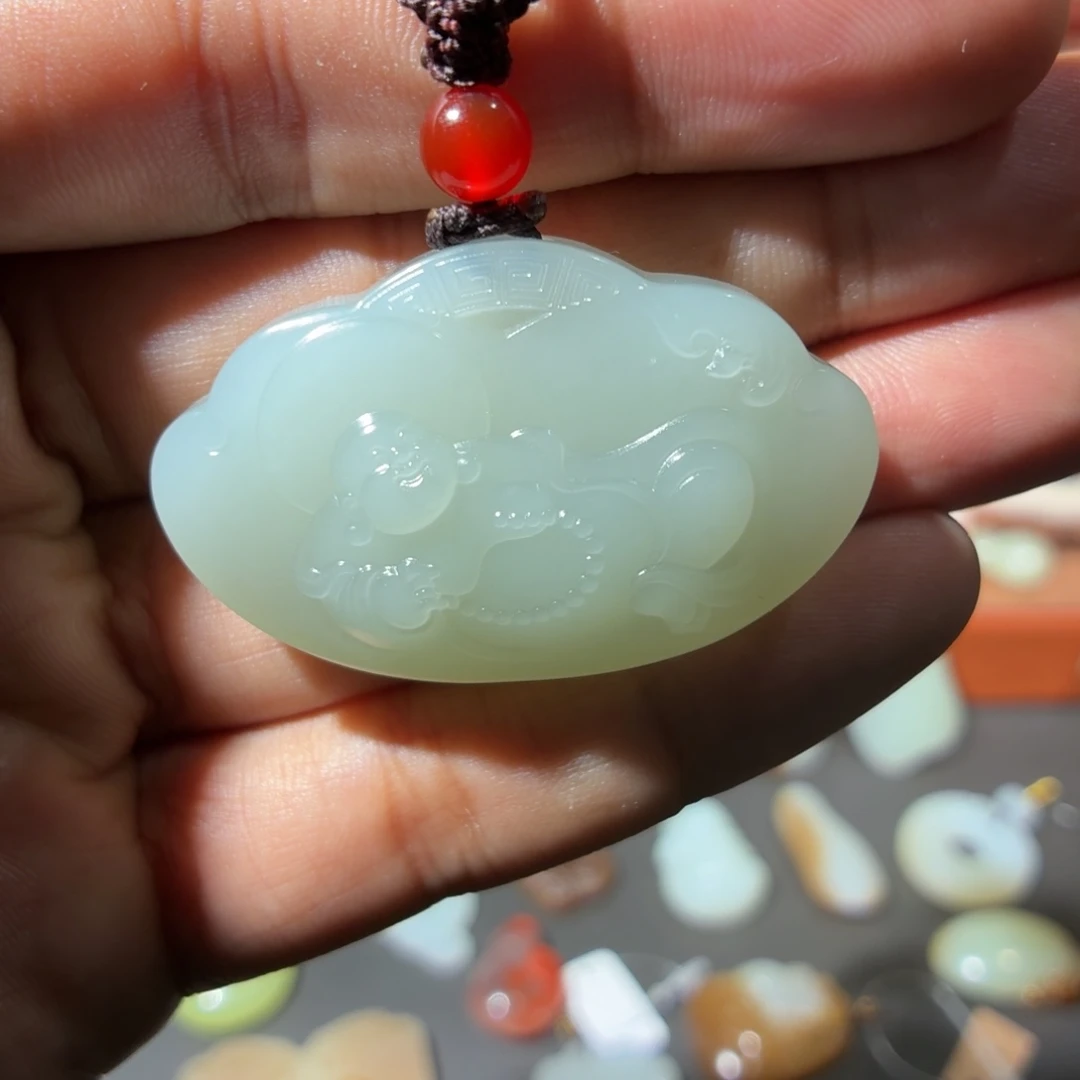 和田玉未镶嵌颈饰