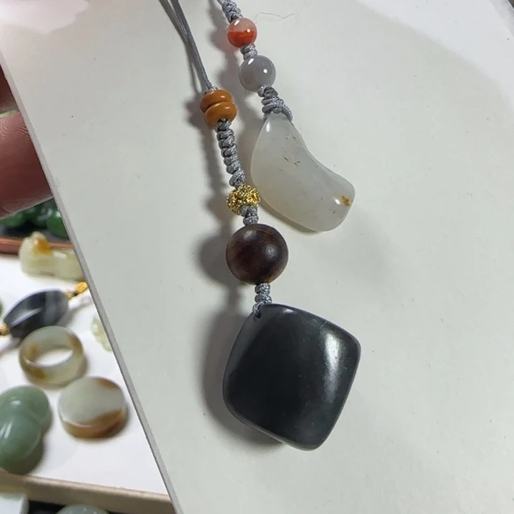 和田玉未镶嵌颈饰福利