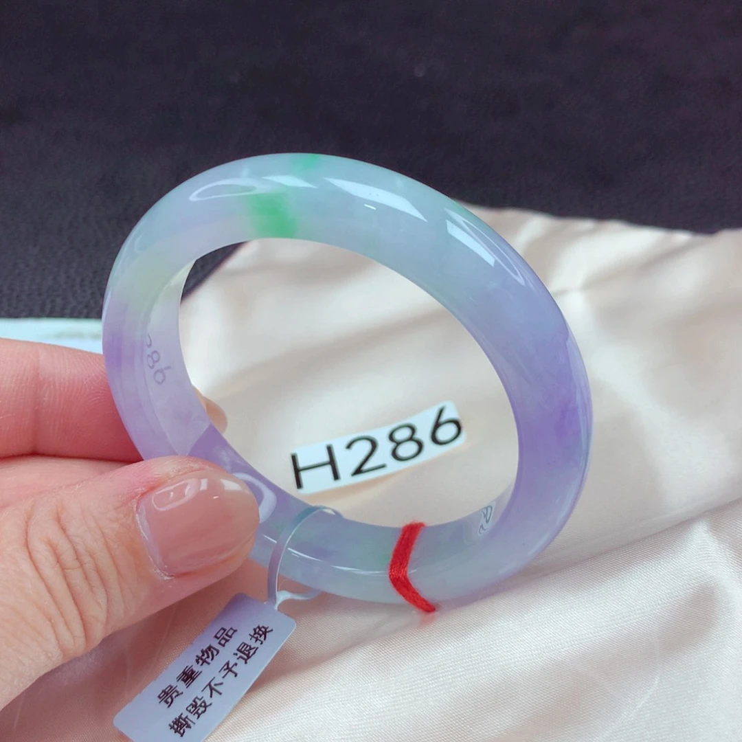 翡翠手镯未镶嵌手镯88