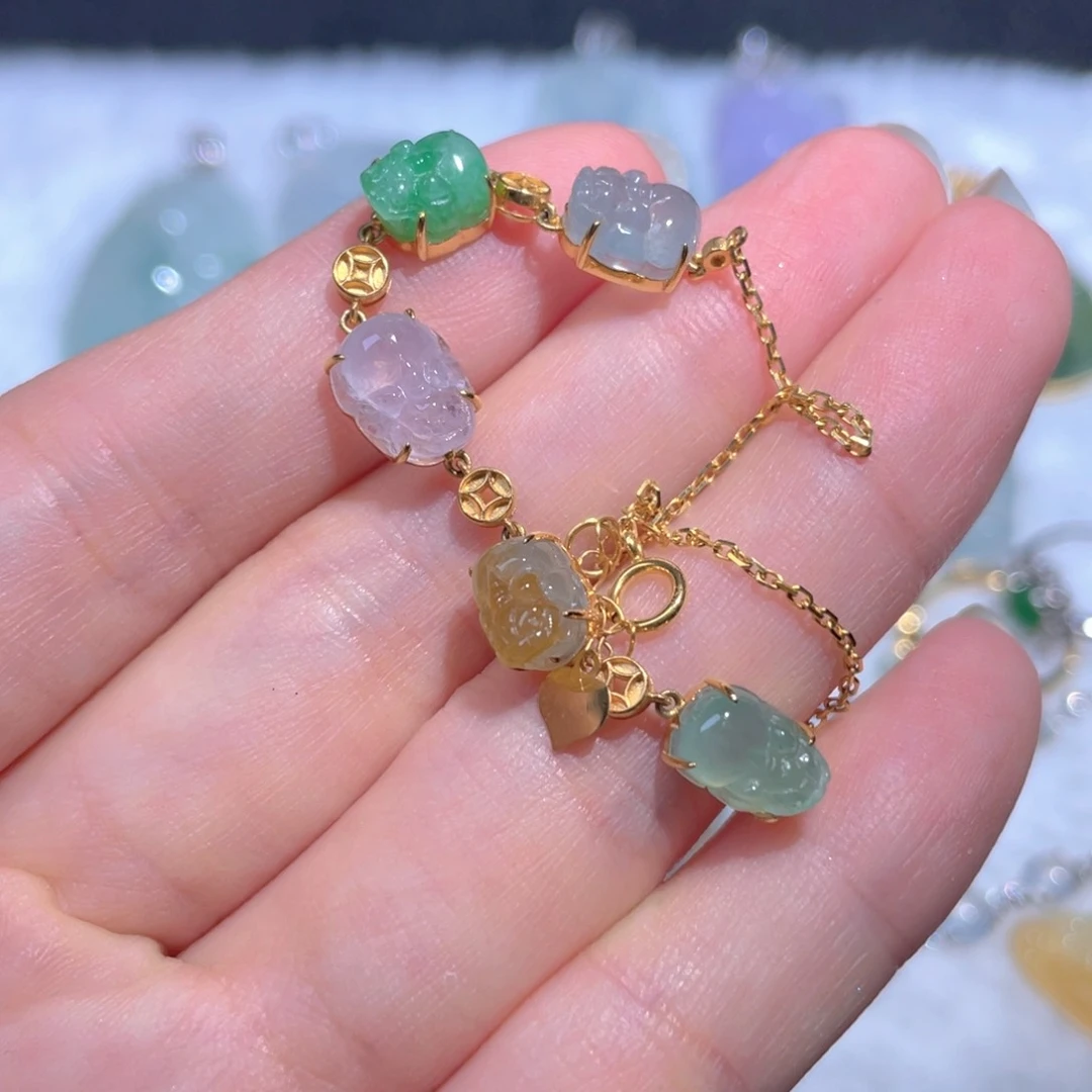 翡翠18K金镶嵌颈饰翡翠