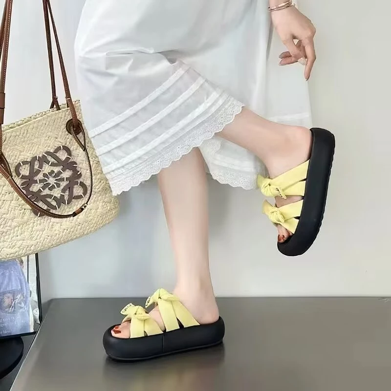 609夏季2025新品女凉鞋平底蝴蝶结拖鞋厚底增高配裙子水钻女鞋