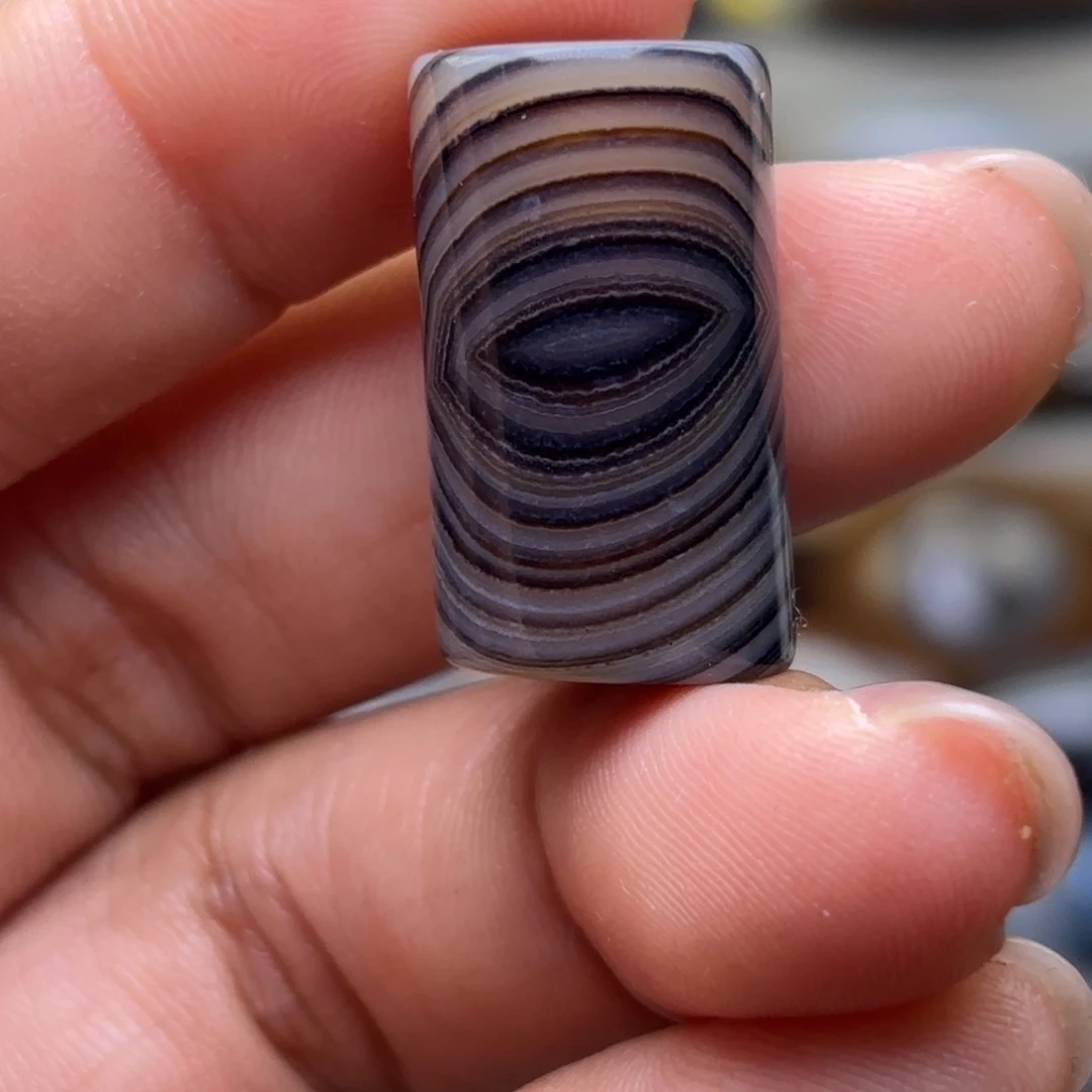 赵****玛瑙/玉髓未镶嵌颈饰