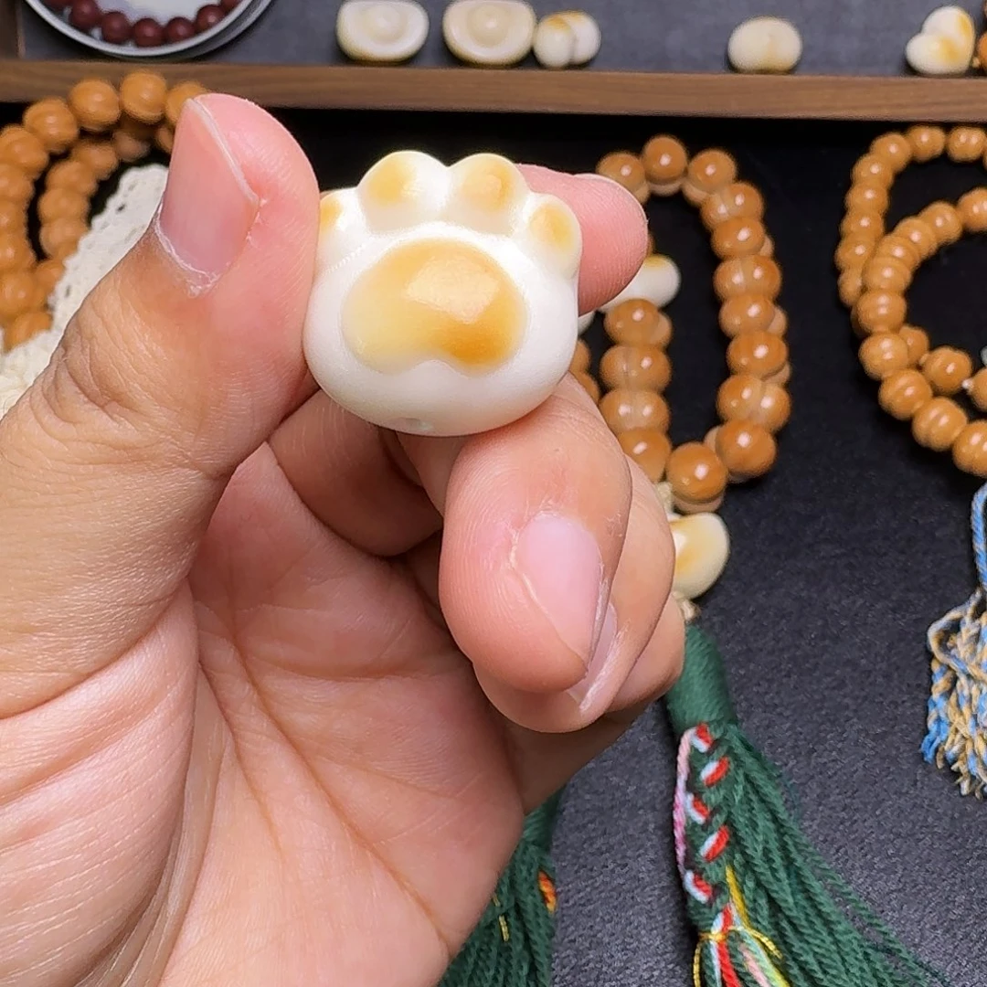 猴头核桃吊坠配饰，单拍