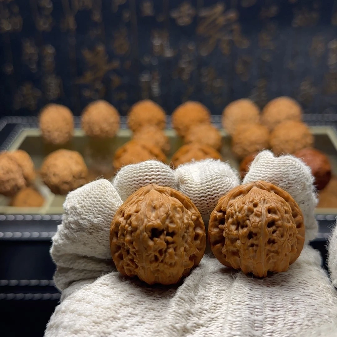 文玩核桃把件三角白体验款