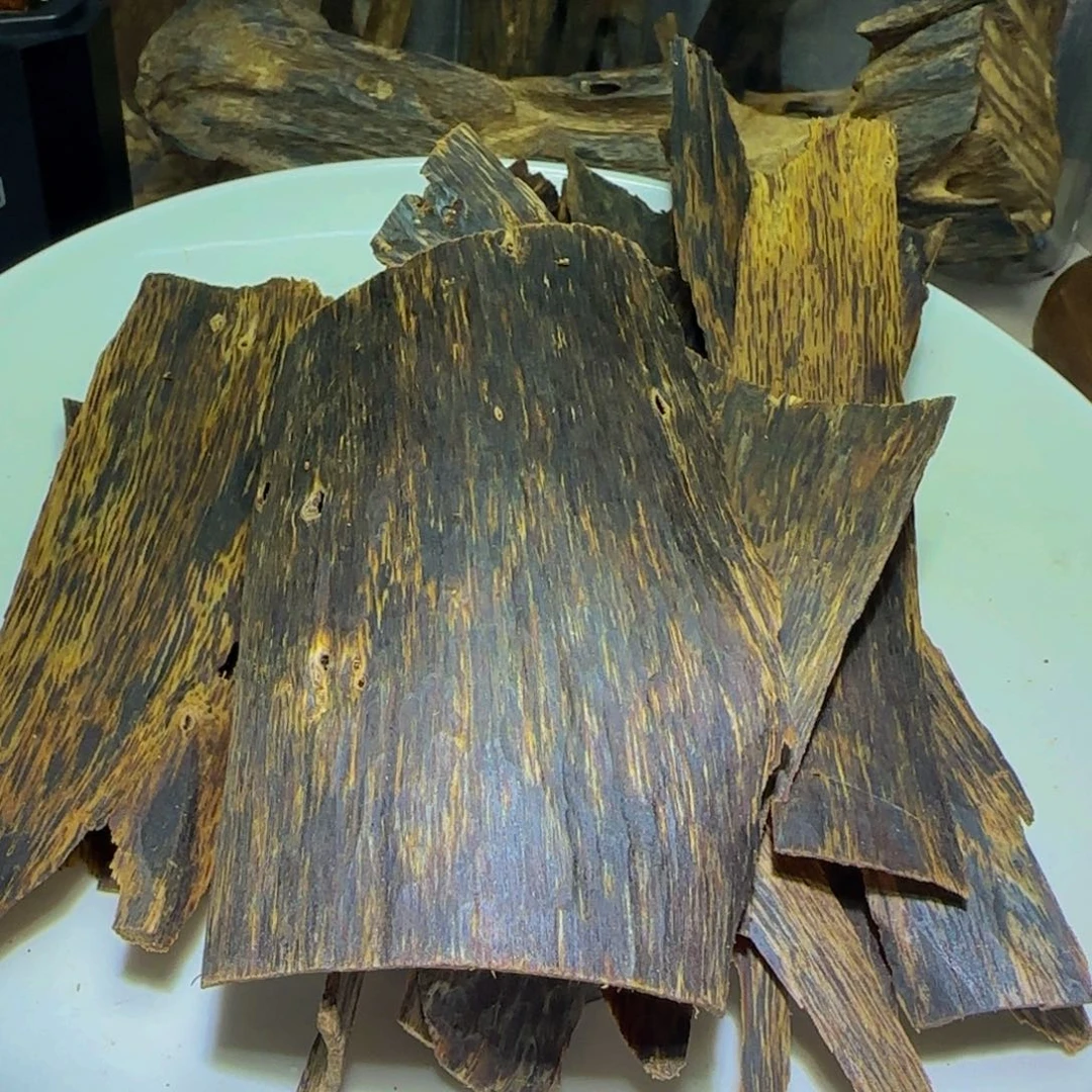 沉香手把件小*沉香奇楠沉水天然树排油146克