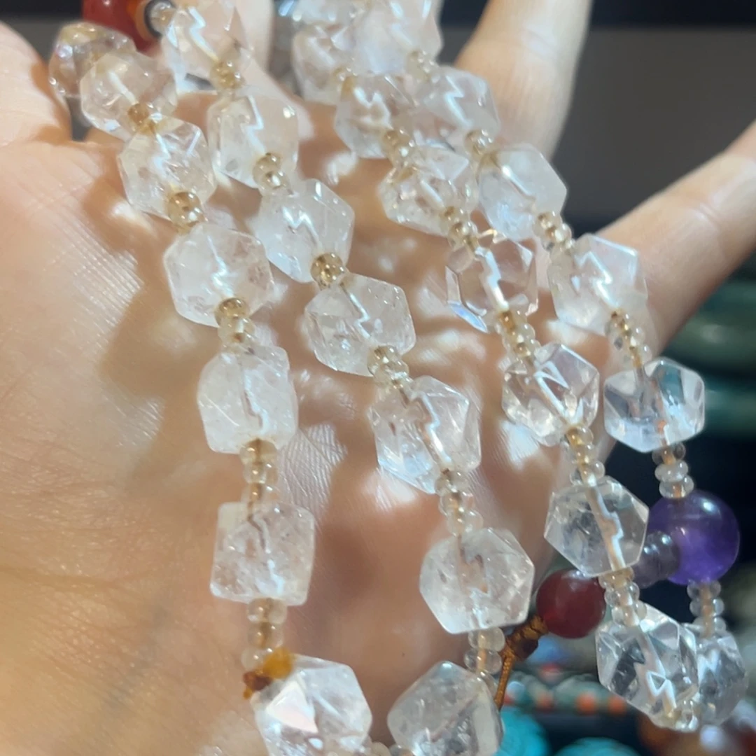 成***己玛瑙/玉髓合金颈饰