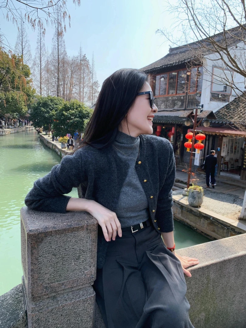 【初秋时光】灰色软糯慵懒风针织开衫女内搭中领短袖打底半裙三件套