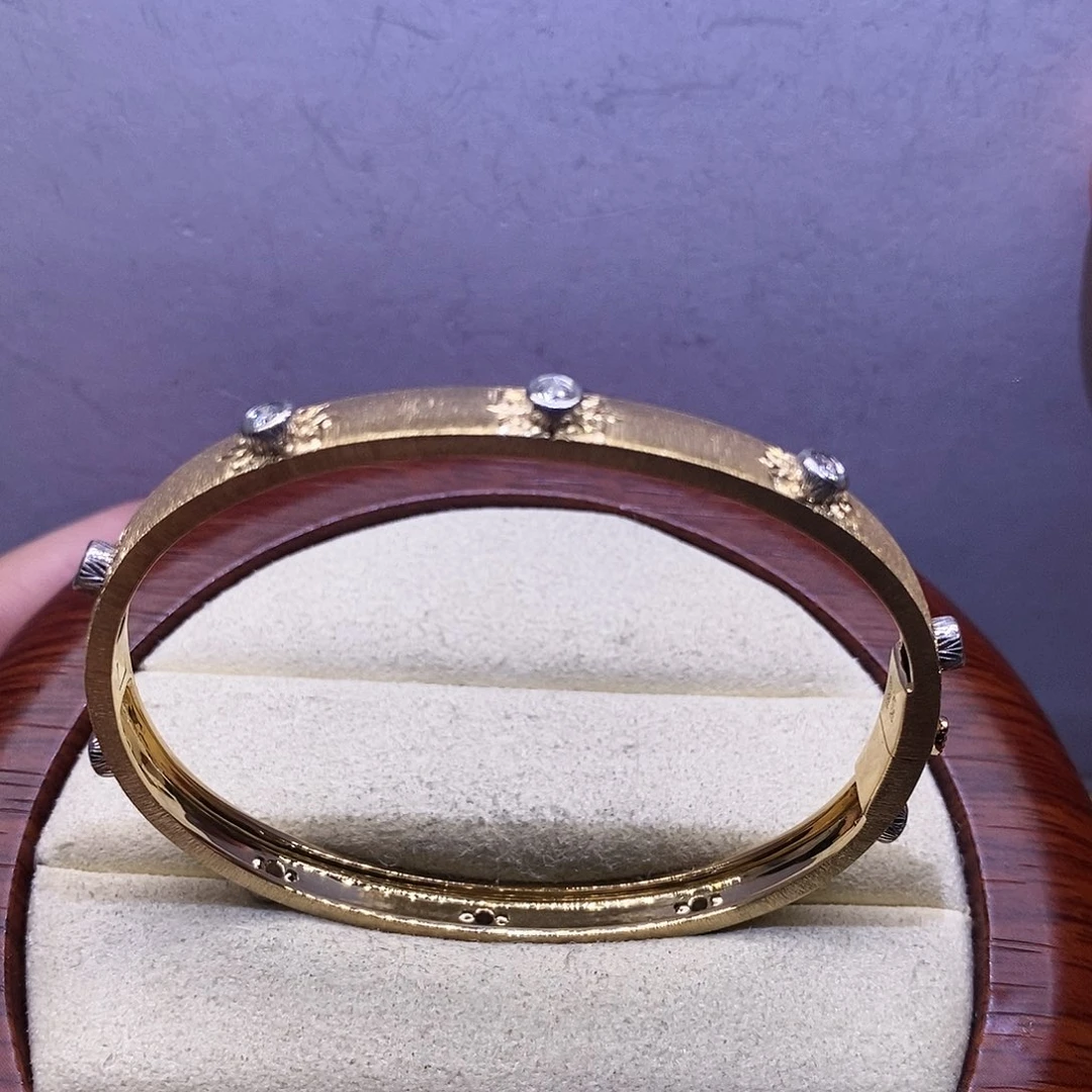 钻石手镯18K金镶嵌5mm拉丝手镯k黄17