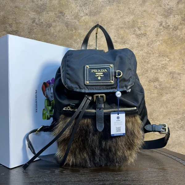 95新/普拉达/妃鱼/包包/250115EV0022