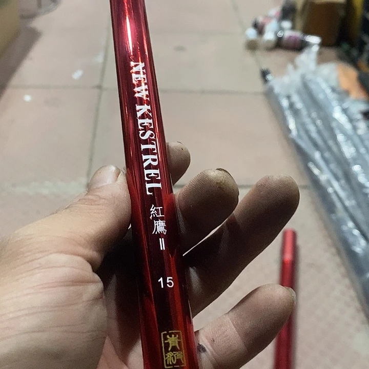 红鹰4.5米鱼竿一根，瑕疵，