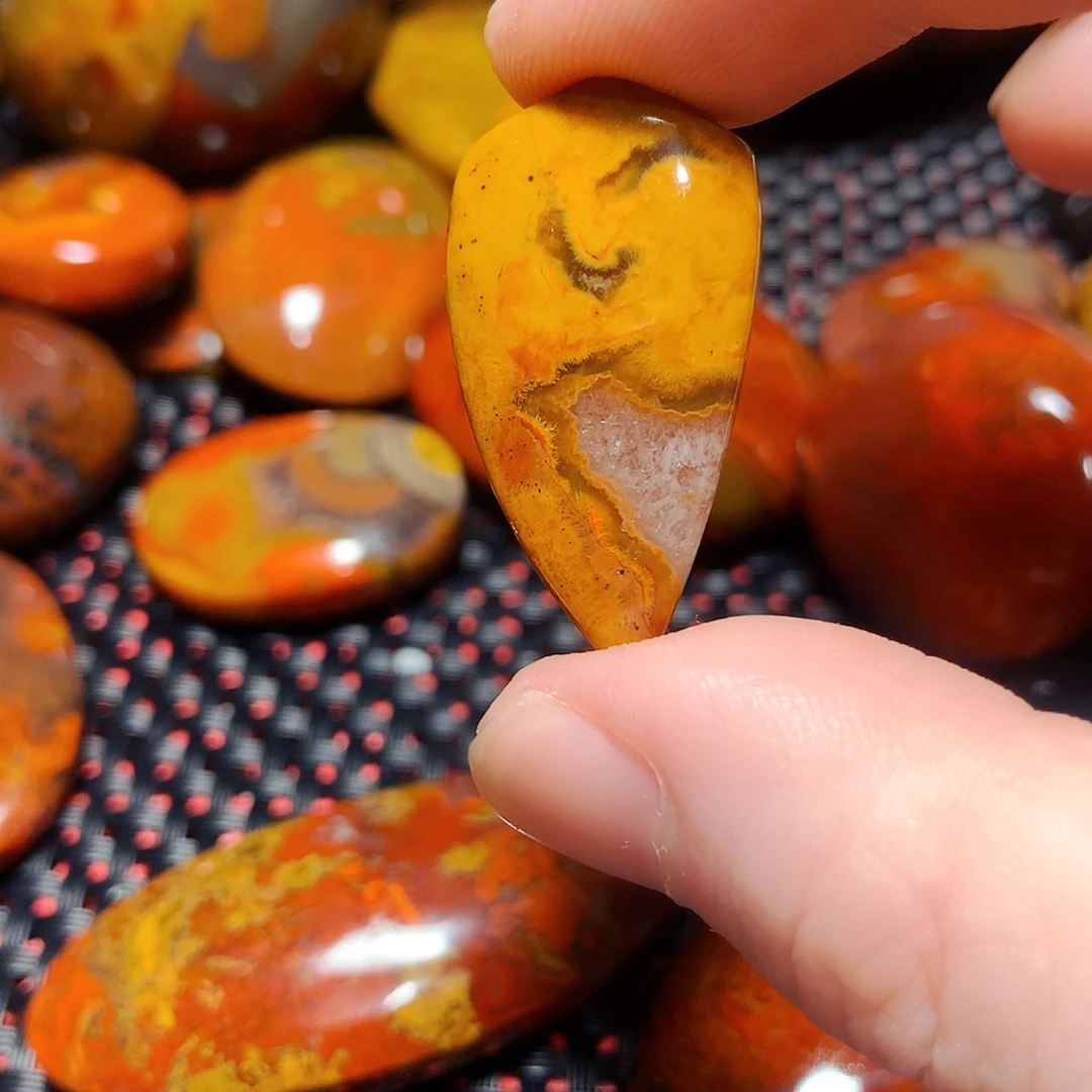 玛瑙/玉髓圆牌未镶嵌