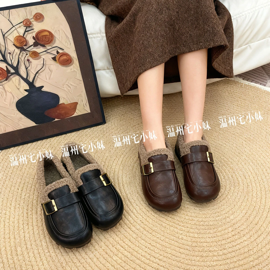 2025秋冬加厚棉鞋豆豆鞋妈妈鞋羊羔毛加绒百搭软底防滑保暖复古