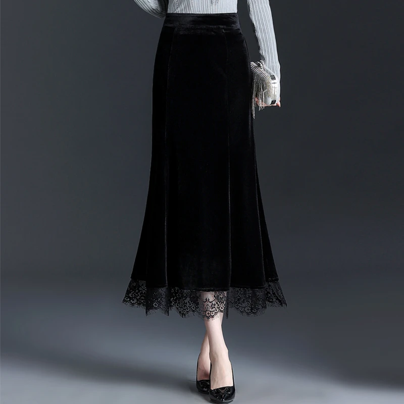 黑色鱼尾半身裙长款金丝绒轻奢高级感裙子女秋季新款蕾丝边包臀裙