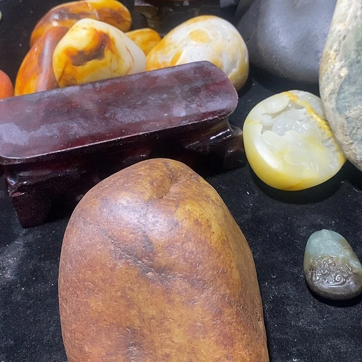 庄***器和田玉（糖玉）未镶嵌挂件