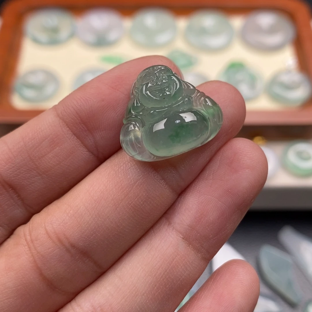 颈饰未镶嵌翡翠胖佛