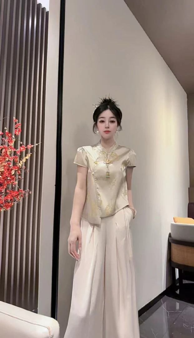 新中式提花缎立领薄款常规款上衣复古显瘦减龄 洋气
