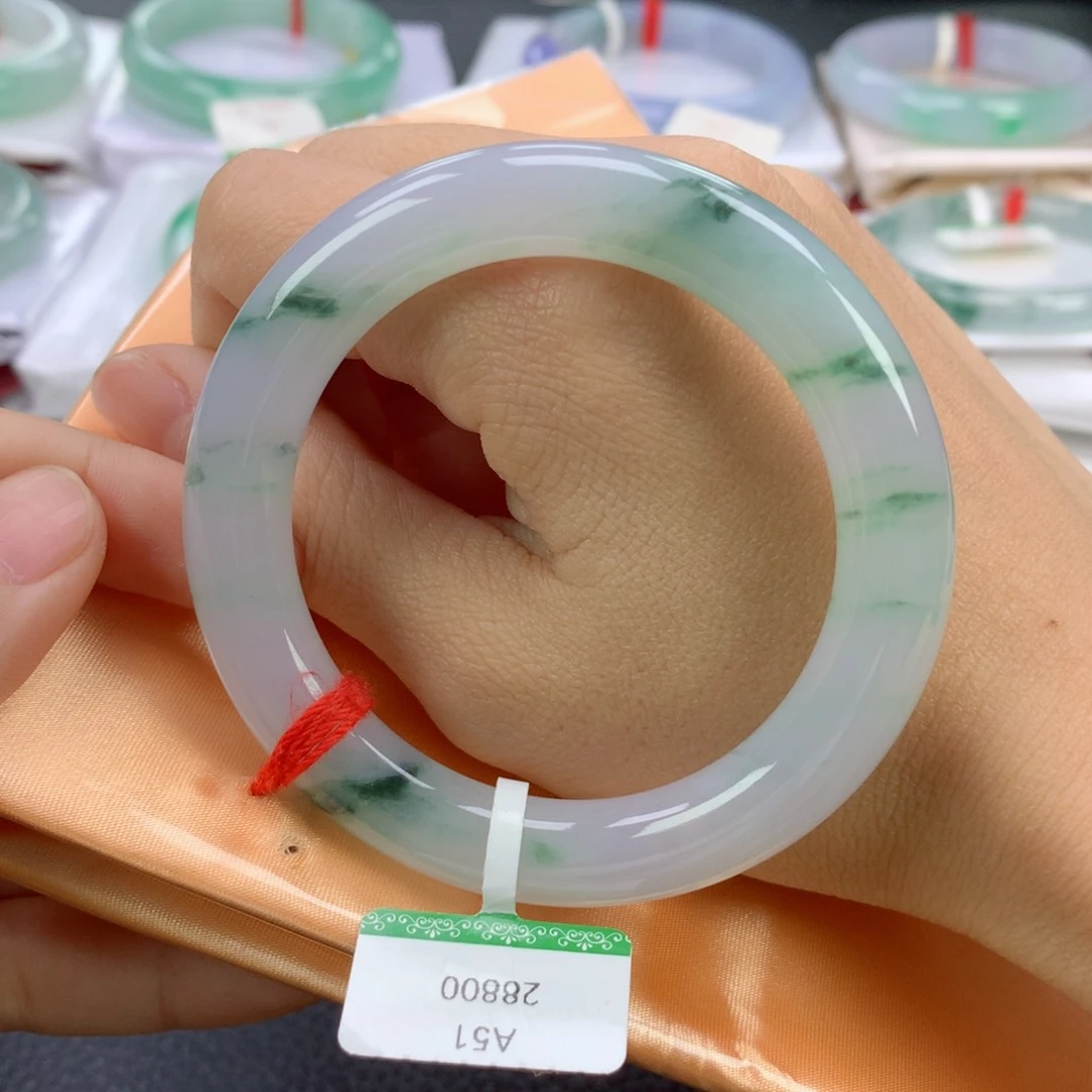 翡翠手镯未镶嵌51.2圆