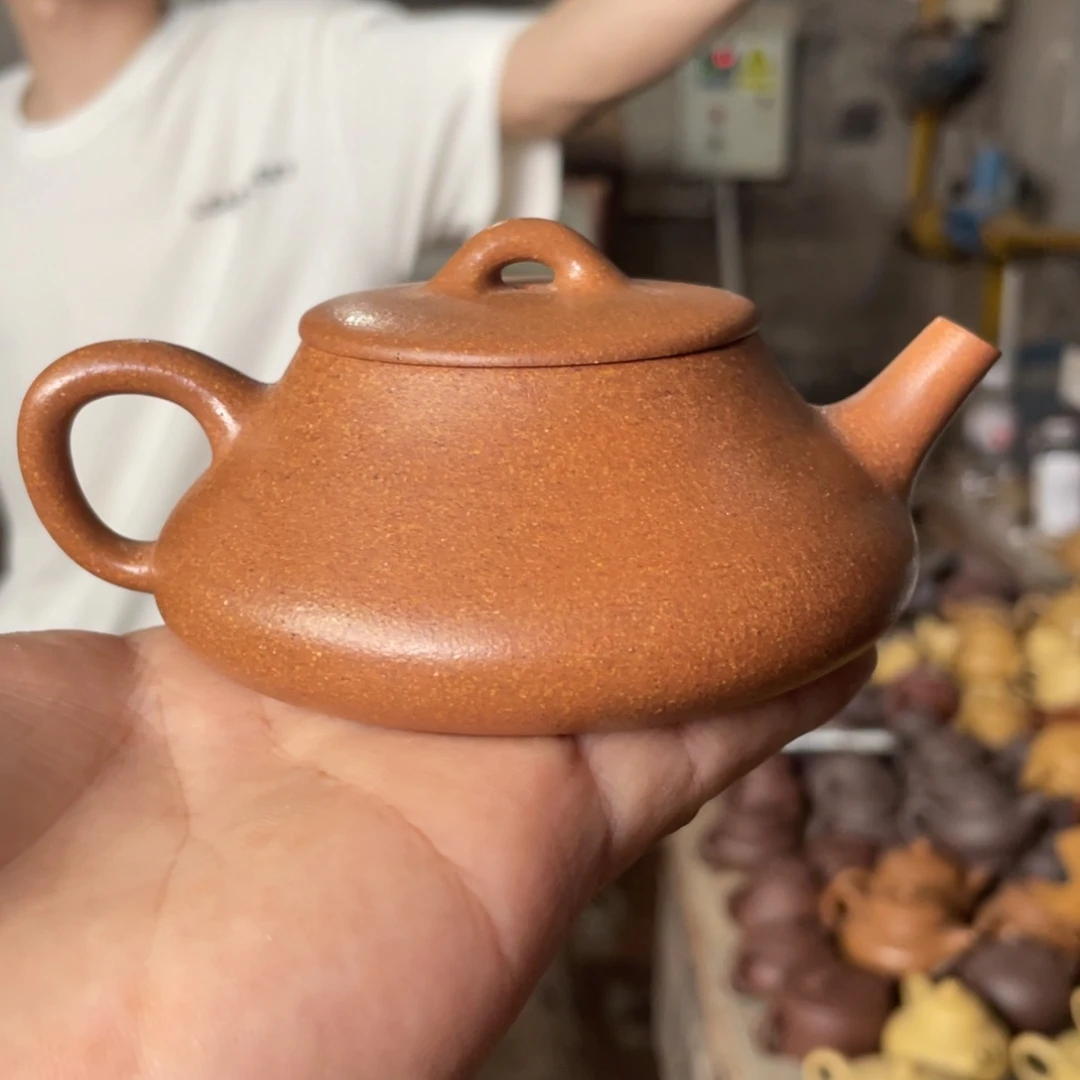 茶壶紫砂础瓢。 沉香段。 全手工。 150CC