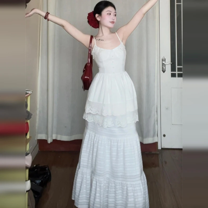 1827法式白色吊带连衣裙子女装2025夏季新款海边度假风蕾丝长裙