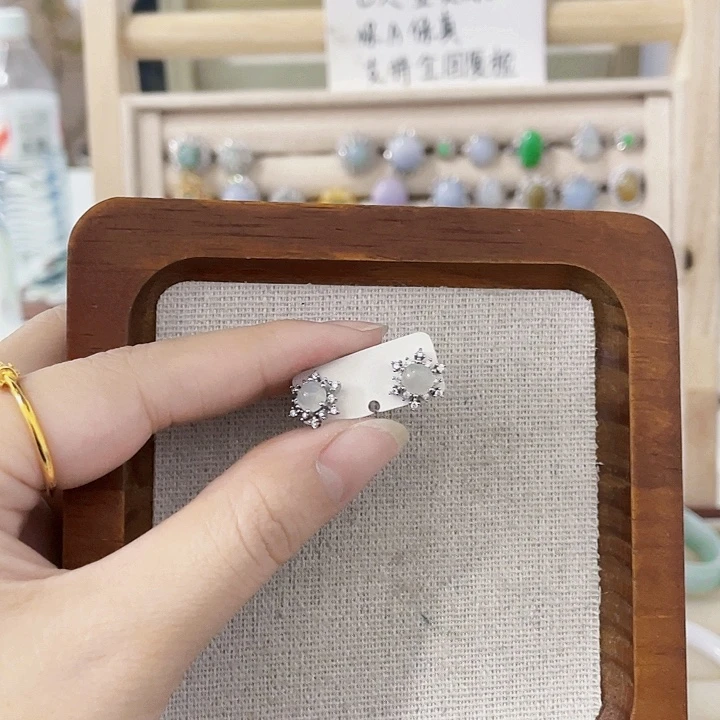 翡翠未镶嵌颈饰天然翡翠Ａ货