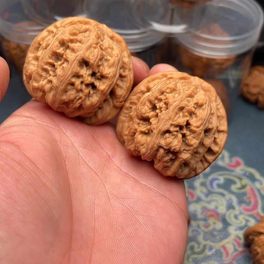 文玩核桃把件大粗筋