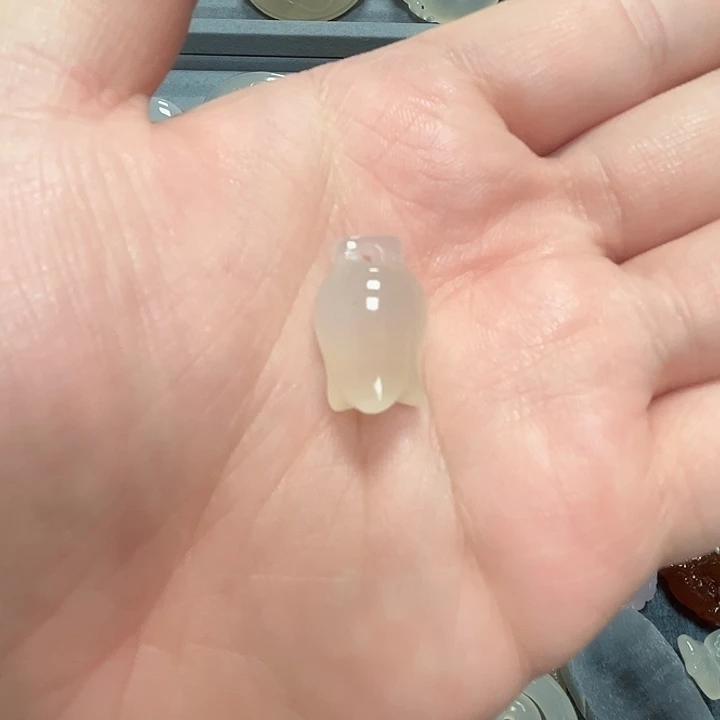 未镶嵌颈饰玛瑙/玉髓