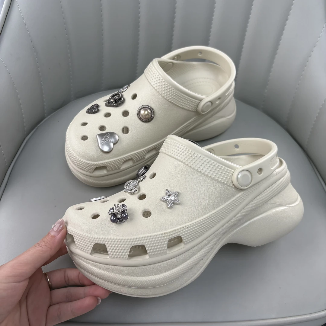 2025新款鲸鱼6cm厚底洞洞鞋女款夏季外穿网红爆款防滑沙滩凉拖鞋