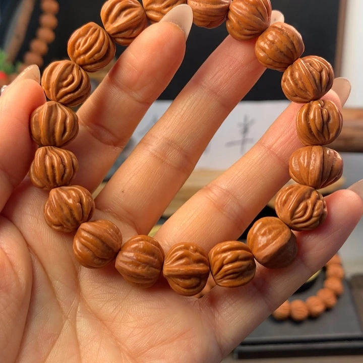 文玩核桃吊坠14佛手