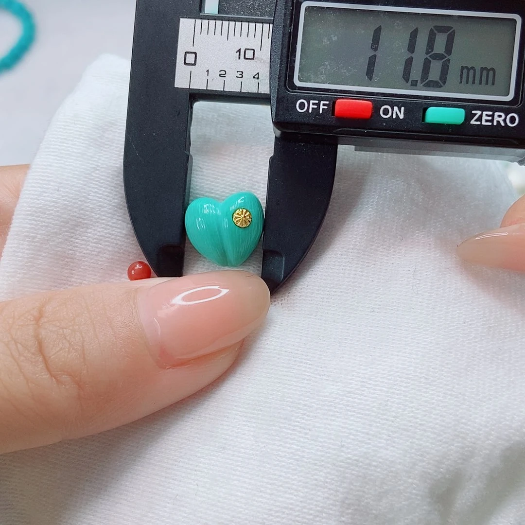 未镶嵌南红玛瑙珠宝奇石
