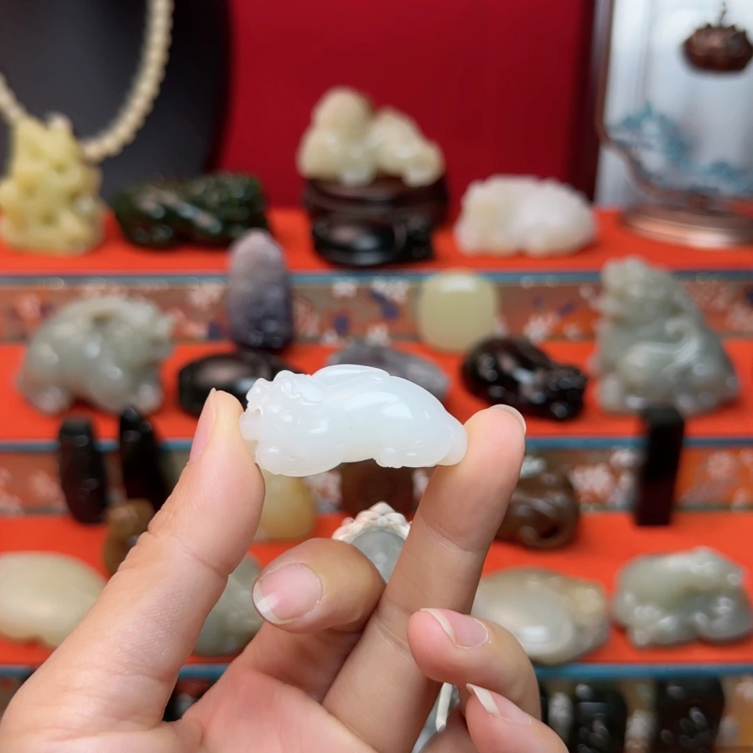 未镶嵌和田玉挂件