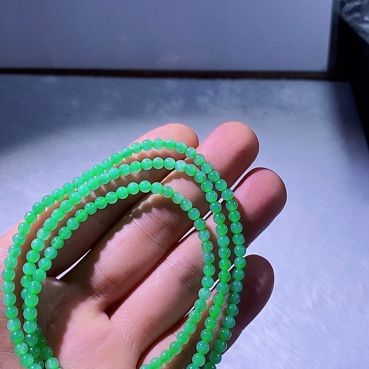 翡翠未镶嵌颈饰卡4缅甸翡翠A货
