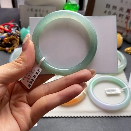 翡翠手镯未镶嵌5号