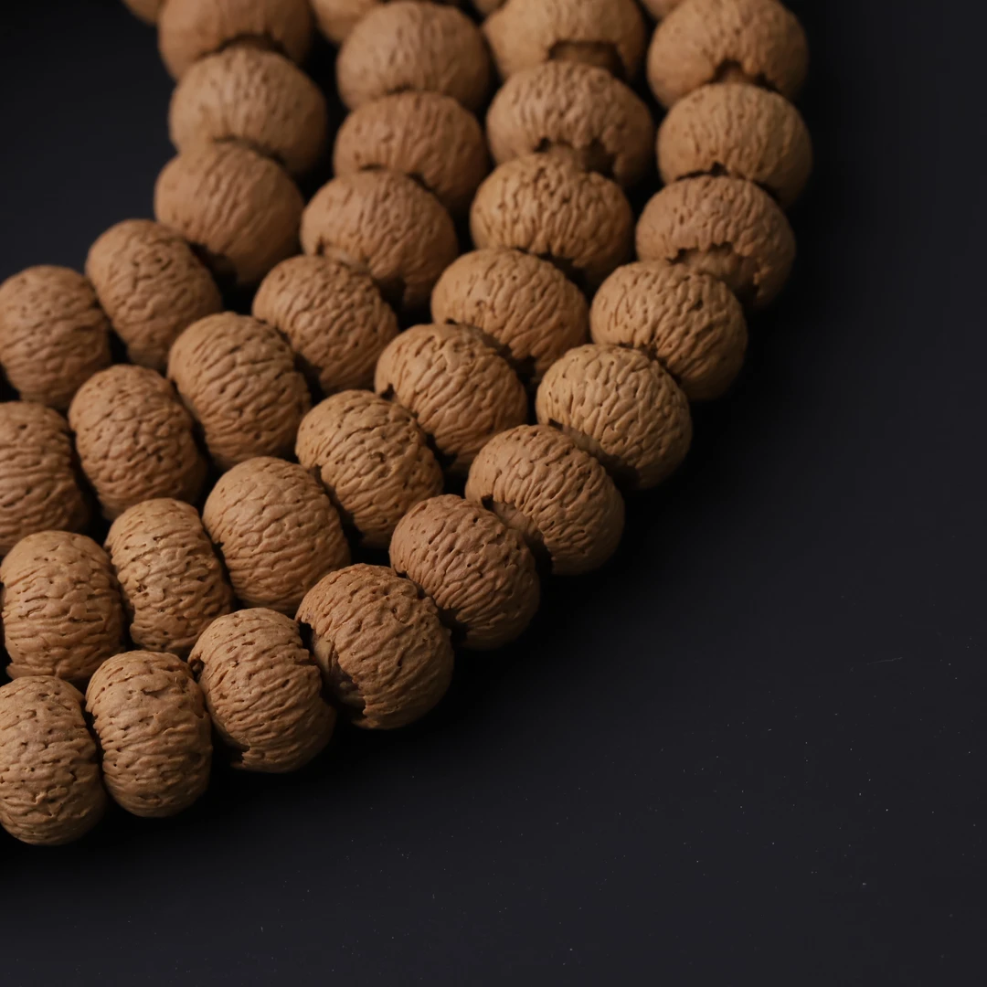 2511101 飞碟满包莲花菩提108