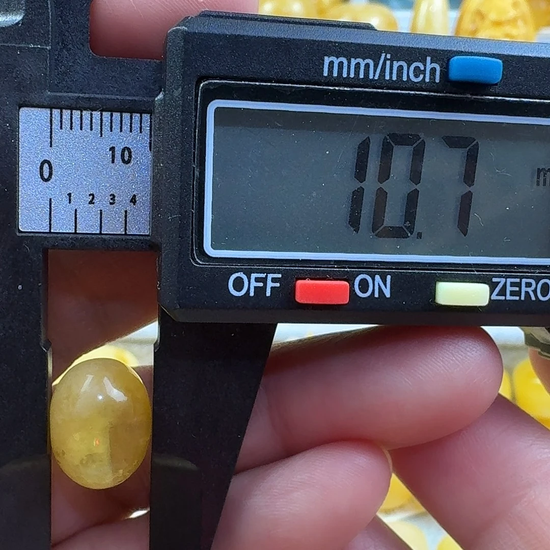 蜜蜡未镶嵌裸石42杂