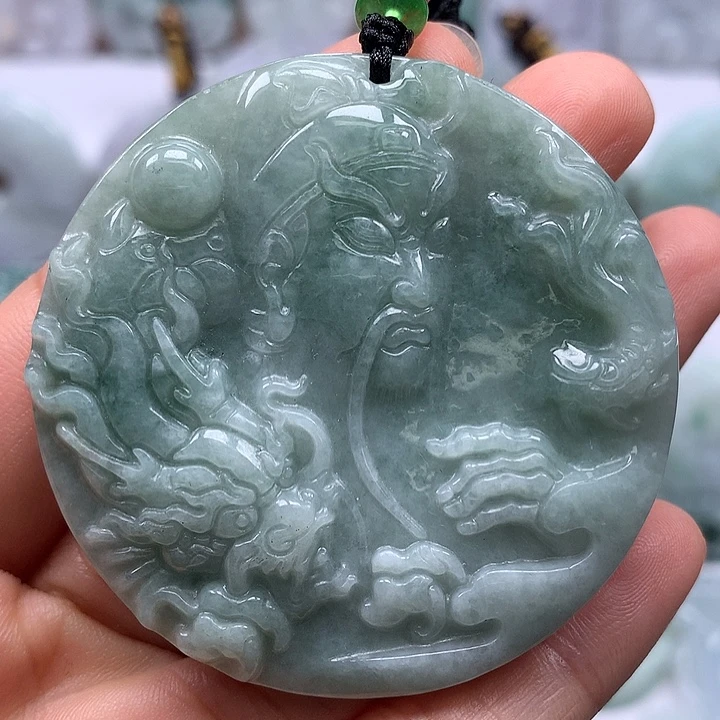 翡翠未镶嵌颈饰玉龙关二爷福利