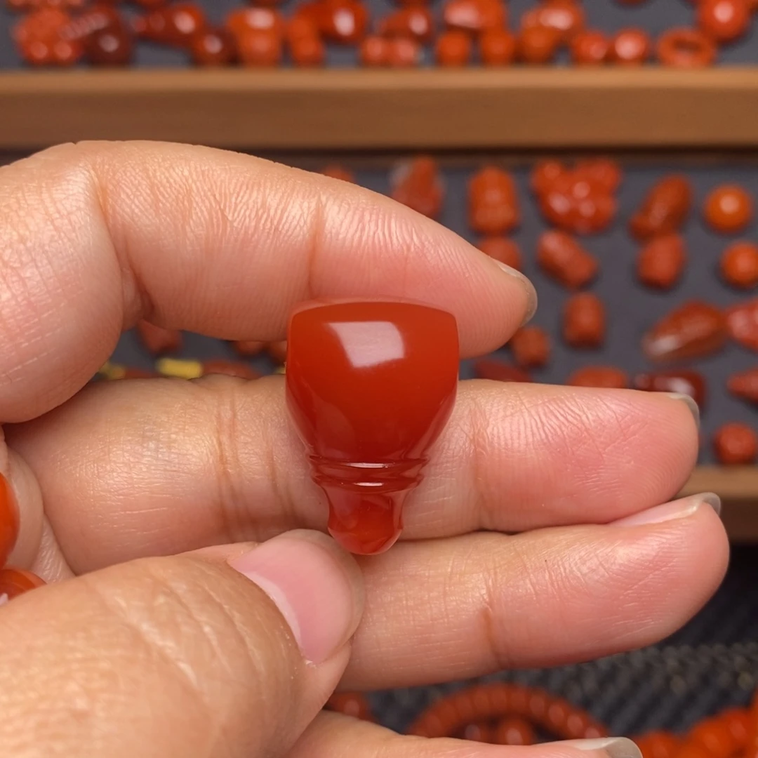 南红玛瑙配饰未镶嵌主****烤三通