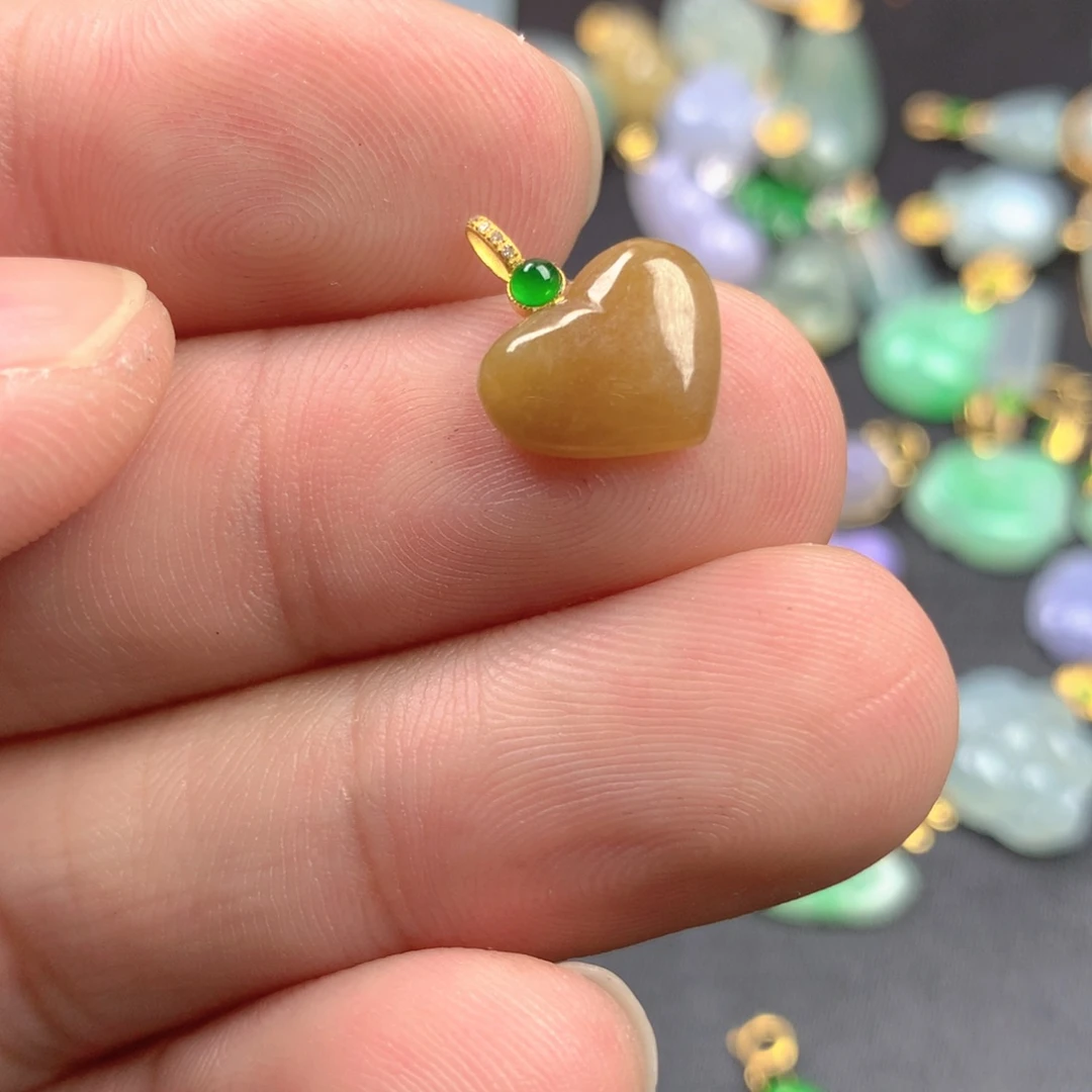 【闪购商品】颈饰18K金镶嵌翡翠翡翠