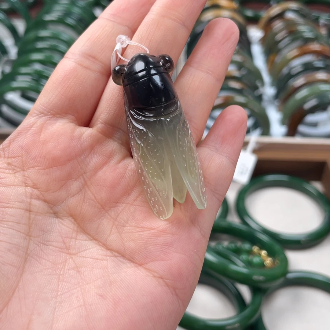 蛇纹石玉合金颈饰