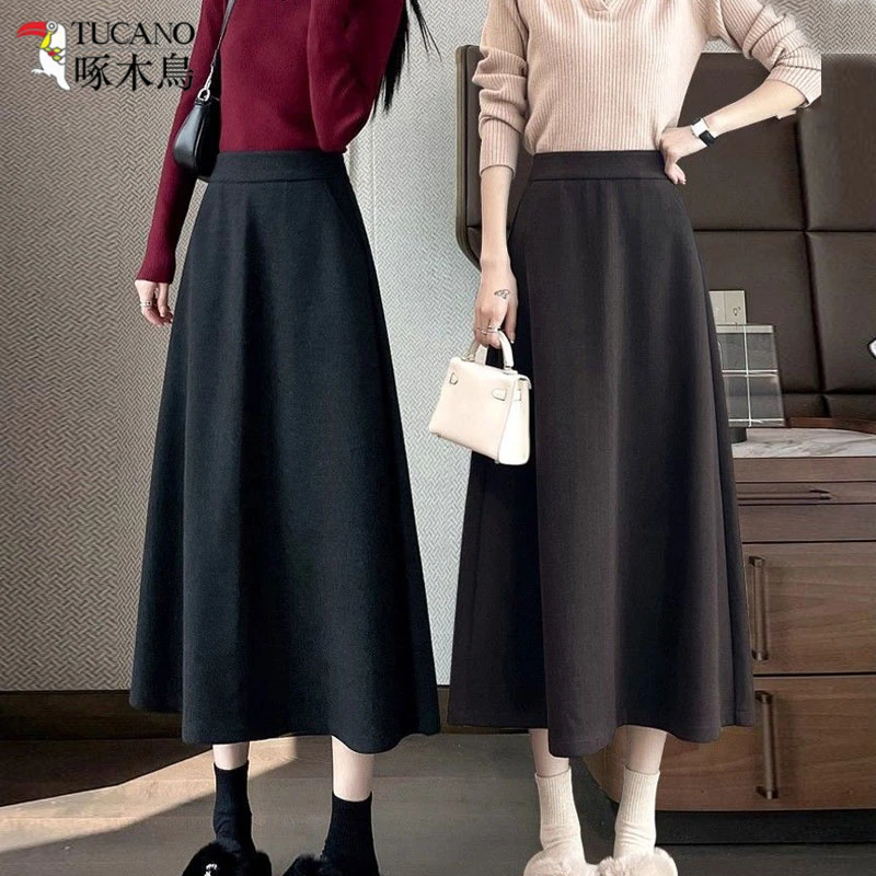 TUCANO/啄木鳥高级感毛呢黑色半身裙秋冬气质显瘦遮胯大摆伞裙女