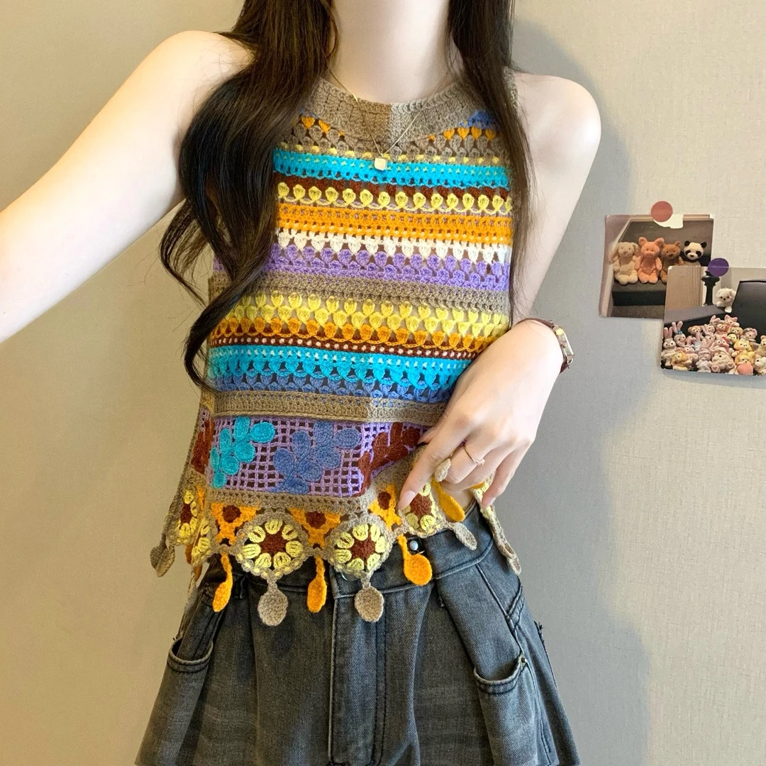 波西米亚度假风镂空针织背心女夏季外穿小个子多巴胺彩色无袖上衣