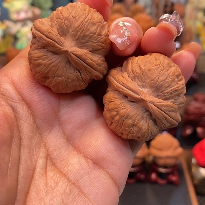 文玩核桃吊坠38元宝