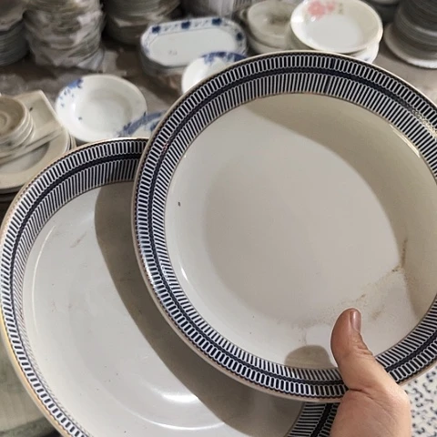 碗8寸深窝盘两个陶瓷