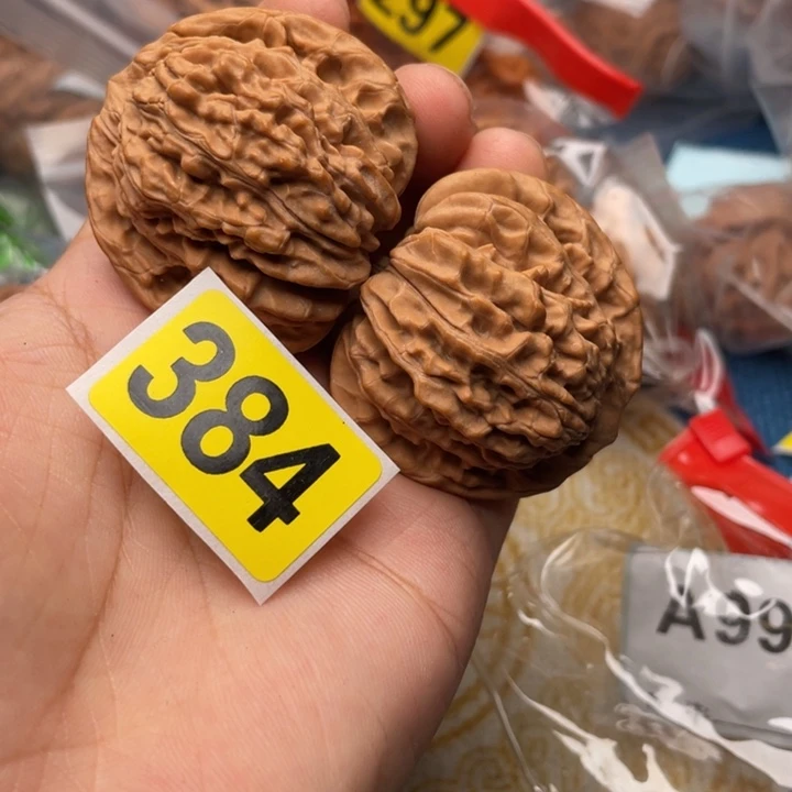 文玩核桃把件核桃