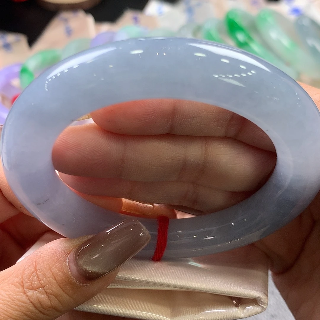 翡翠未镶嵌手镯56圆条